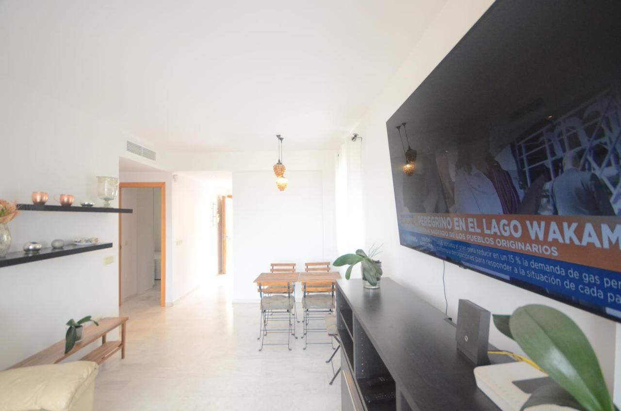 Hill View Apartment *