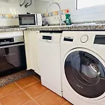 Hill View Benalmadena Appartment With Fresh Renovation